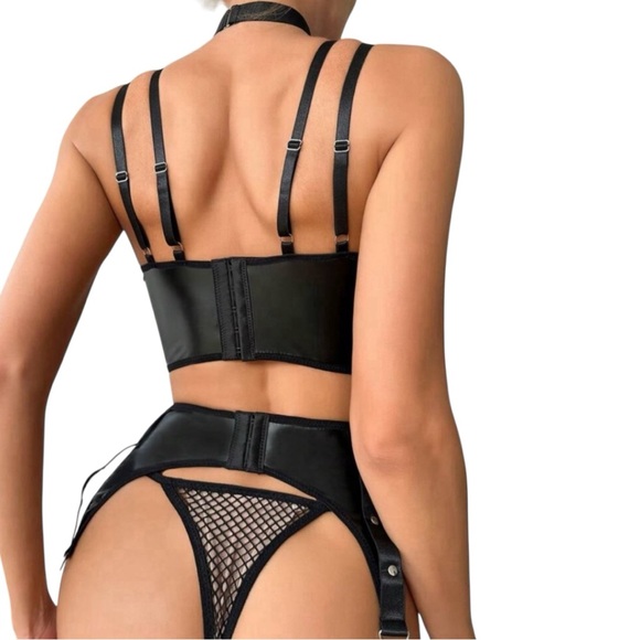 4pack Fishnet Insert Garter Underwire Lingerie Set - Picture 2 of 5